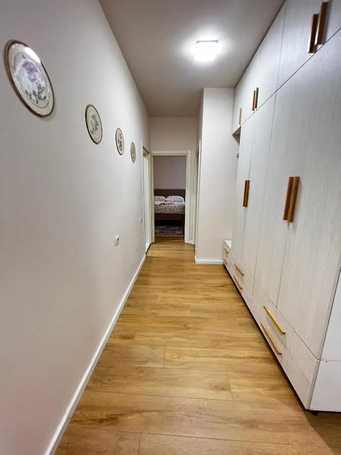 Apartmán Tirana Main Square 0*,
